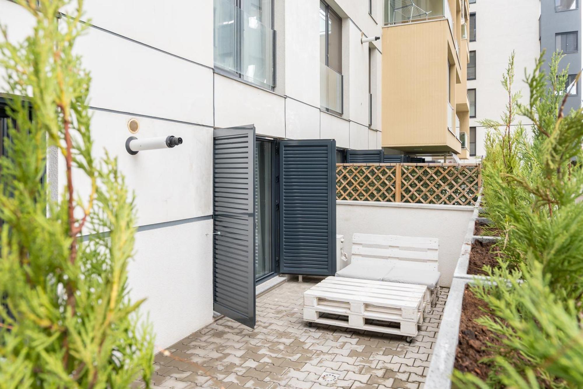 Papini'S Apartment -Apartment With Big Terrace Boekarest Buitenkant foto